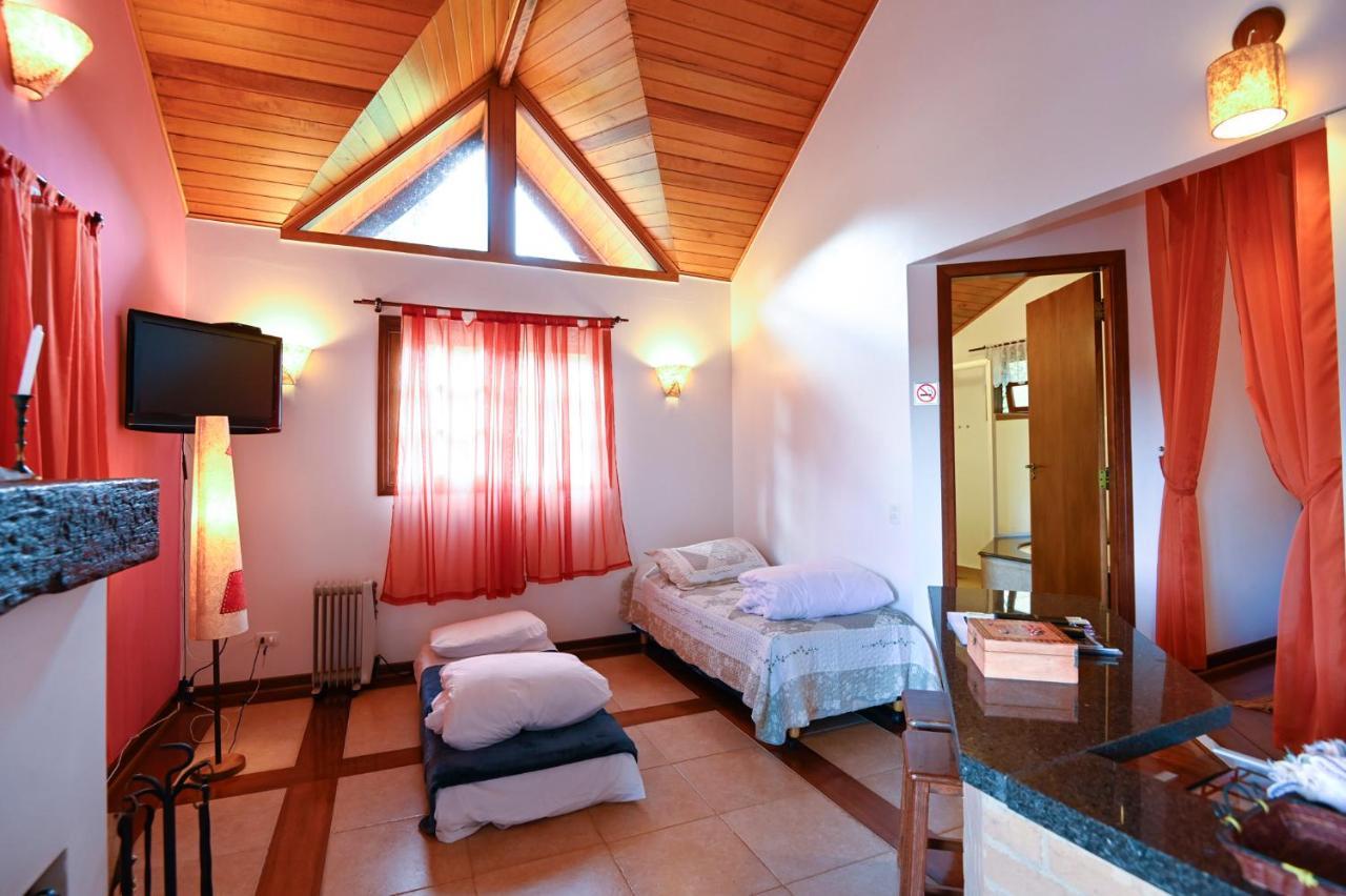 Badenwein Villa Campos do Jordao Exterior photo
